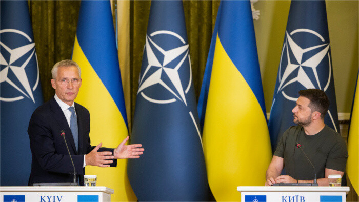 NATO pilierom európskej kolektívnej obrany