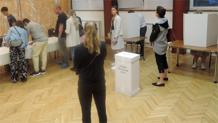 Instituto de Estadística hace públicos datos sobre elecciones