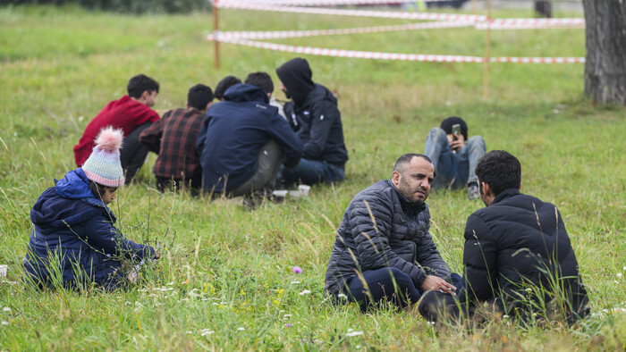 Nelegálni migranti v uliciach hlavného mesta