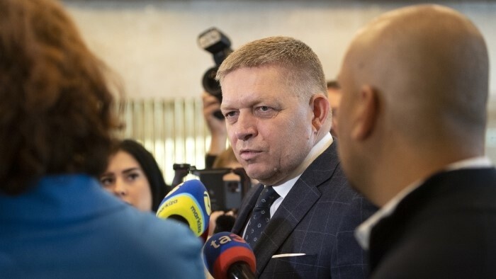 Fico presenta los candidatos ministeriales de su partido