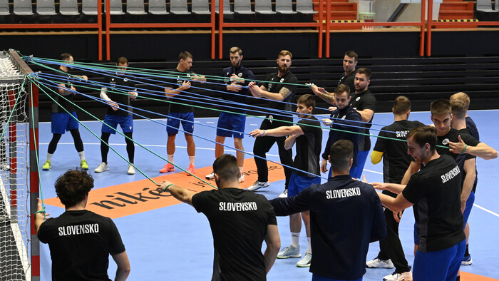 HÁDZANÁ: Slovenskí hádzanári začnú vo štvrtok bojovať o MS