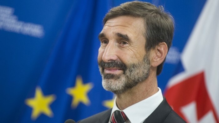 Blanár reiteró que el Gobierno no ayudará militarmente a Ucrania, pero no pondrá trabas a las empresas