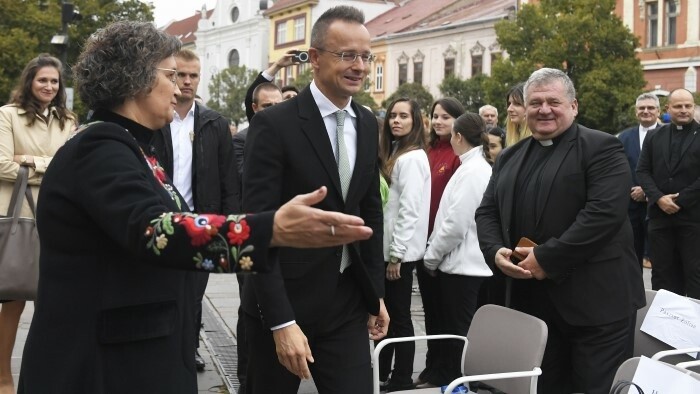 El jefe de la Diplomacia eslovaca sostuvo encuentro con su homólogo húngaro