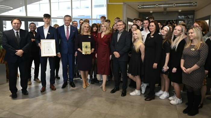 Le SPŠ E. Belluš a reçu le sceau vert présidentiel pour la restauration de son bâtiment