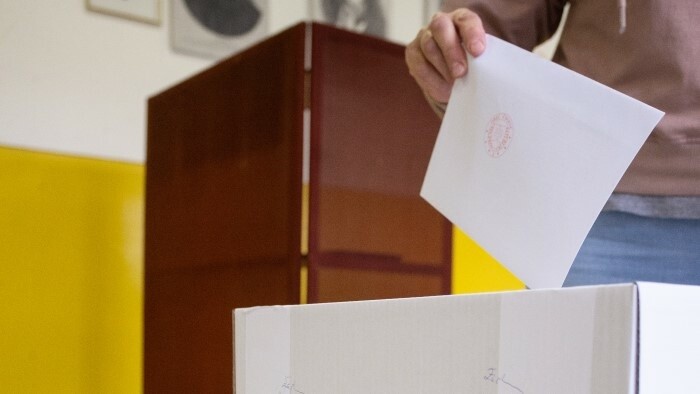 На выборах в парламент в июле победил бы «Smer-SD»