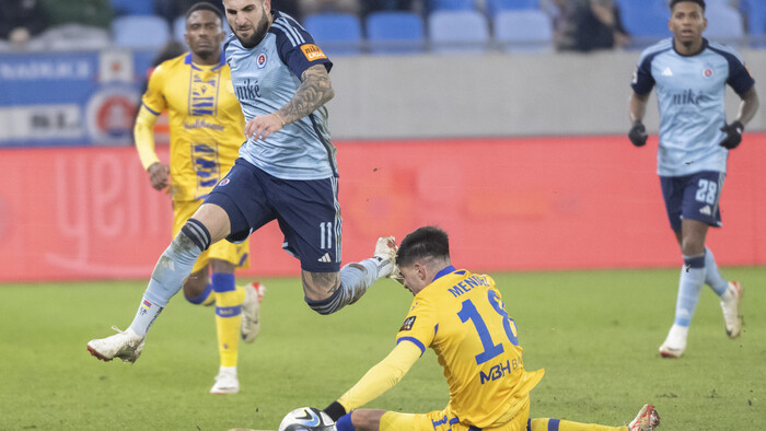 FUTBAL: Záverečný ligový duel roka ovládli futbalisti Slovana Bratislava