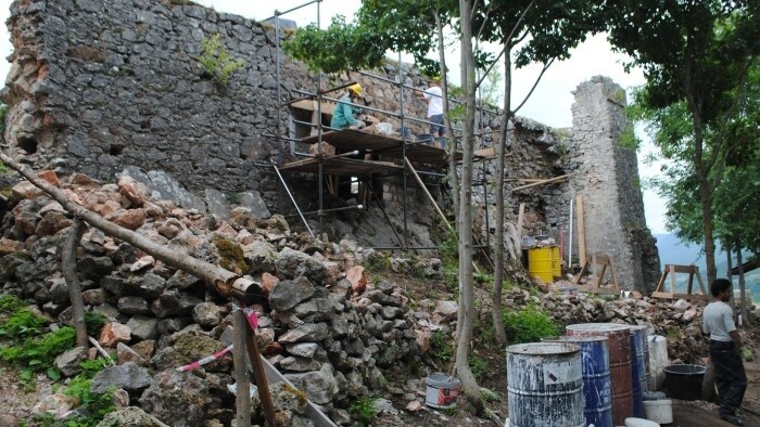 La restauración de monumentos con la ayuda de los desempleados continuará en 2024 y 2025