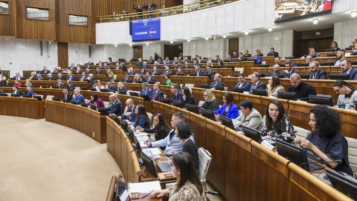 Депутаты парламента начали обсуждение Закона о госбюджете
