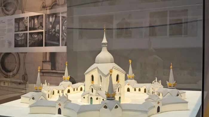 V Prahe otvorili výstavu Santini a svet jeho architektúry 