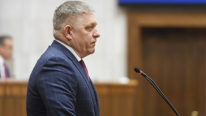 Nespokojných s doterajšími krokmi vlády Roberta Fica pribúda