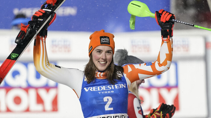 LYŽOVANIE: Vlhová včera vyhrala večerný slalom
