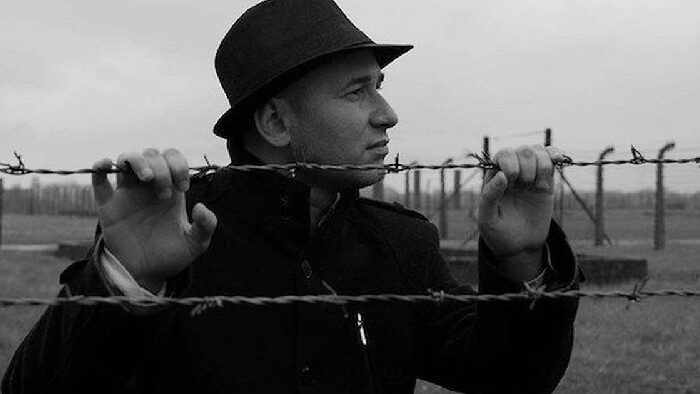 Klavirista Miroslav Rác z Levíc sa venuje téme holokaustu