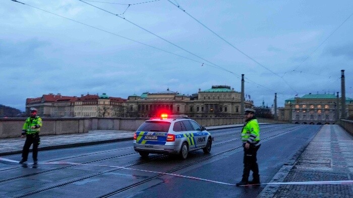 Streľba v Prahe. Polícia hlási obete aj zranených