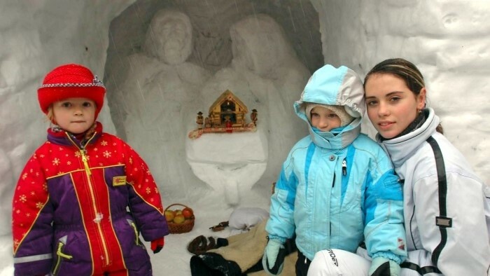 El Belén de Nieve cerca del Chalet de Rainer ya está casi listo