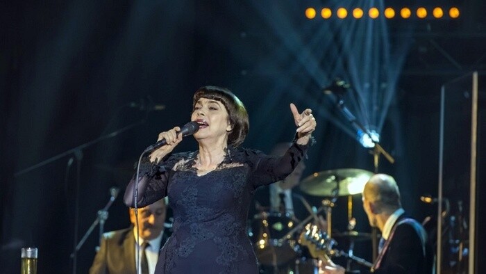 Mireille Mathieu kehrt mit neuem Programm nach Bratislava zurück