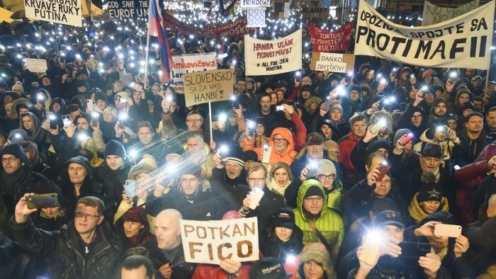 De nouvelles manifestations dans toute la Slovaquie contre le gouvernement