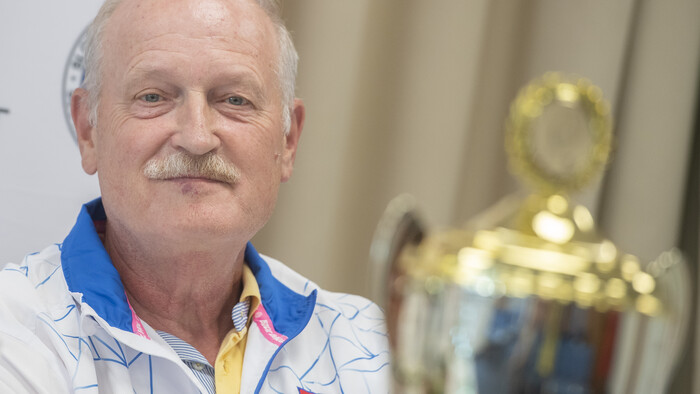 TENIS: Príde Kurhajec o jeho fúzy?