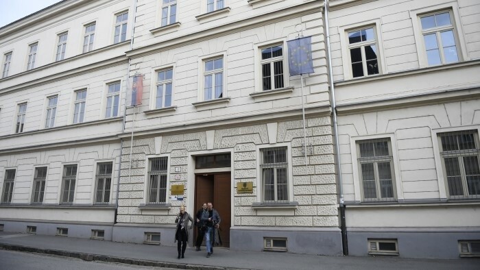 Opozícia podala ústavnú sťažnosť pre rokovanie o novele trestného zákona