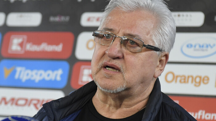 HOKEJ: Vincent Lukáč má 70