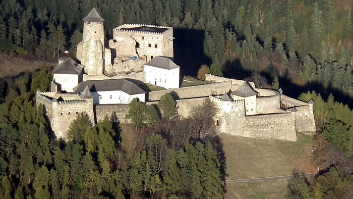 Hrad Lubovna.jpg
