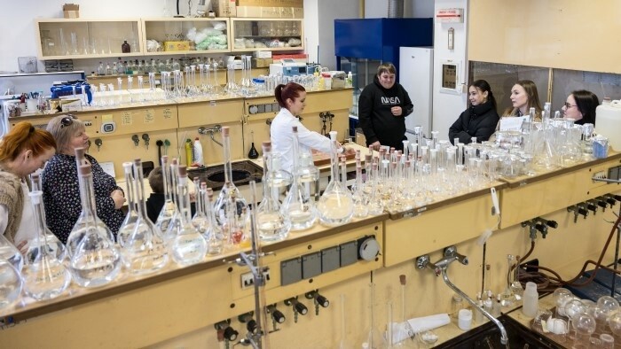 Études universitaires : sciences naturelles, pas d'intérêt