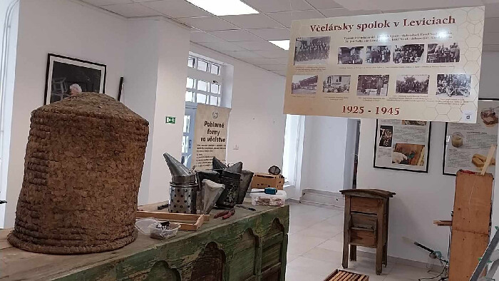 Včelám v Leviciach sa darí