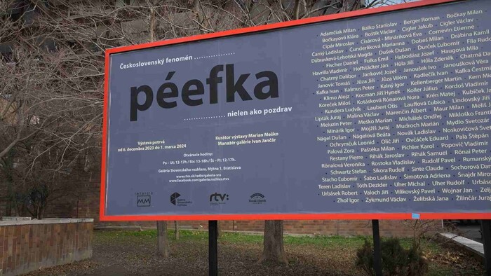 Výstava Péefka v rozhlasovej galérii