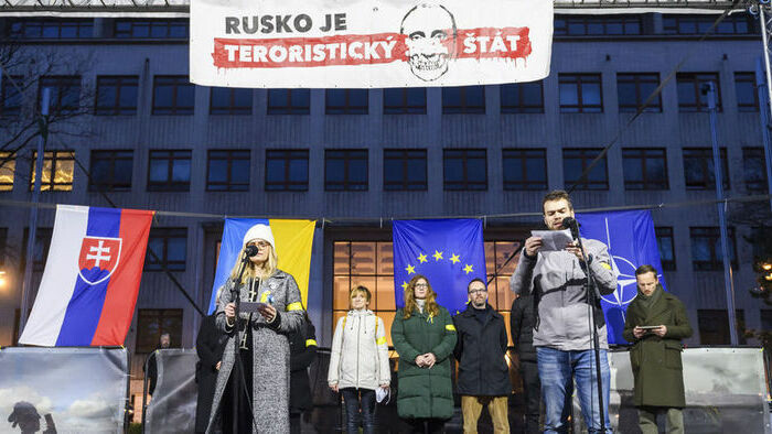 Demonstration against “pro-Russia policy”