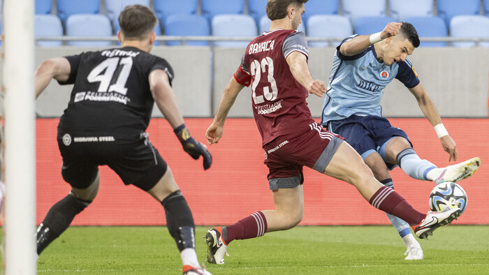 FUTBAL: Slovan prežil opäť víťaznú eufóriu