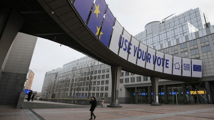 Seulement 5 femmes en tête de liste aux européennes