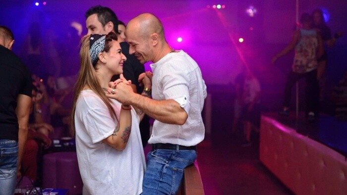 V centre Londýna otvorili dennú diskotéku