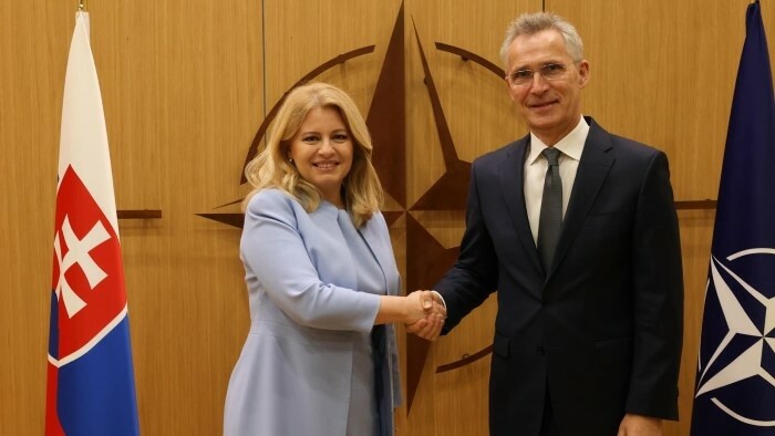 Президент: И после выборов НАТО видит в Словакии ответственного партнера