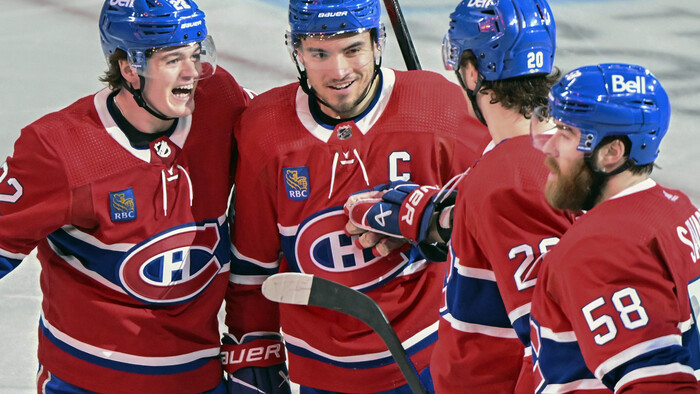 Flyers_Canadiens_Hockey235963033639_TASR.jpg