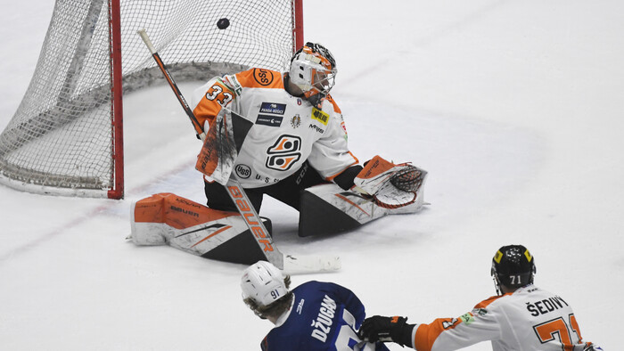 HOKEJ: Rysy triumfovali nad Oceliarmi 4:0