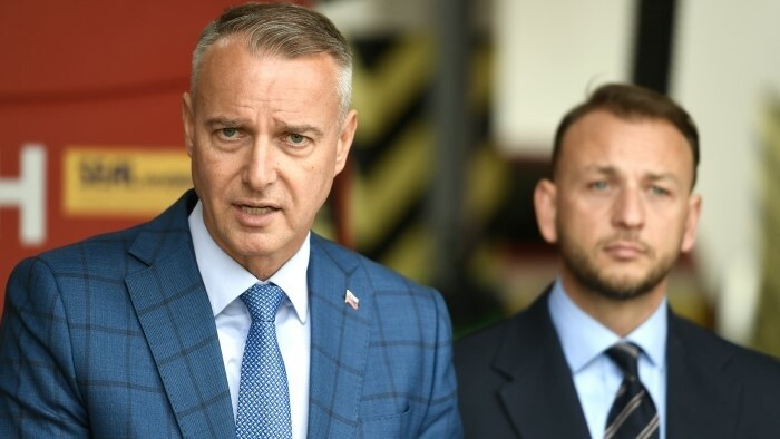 Qui au poste du président du parlement ?