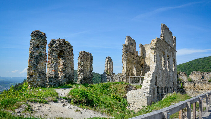 Považský hrad vstupuje do letnej turistickej sezóny s dvoma novinkami