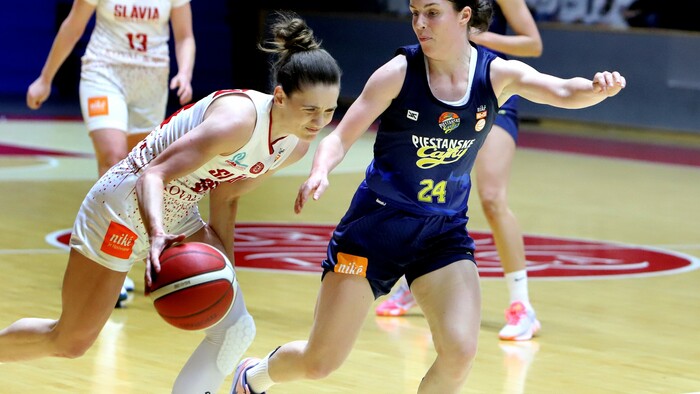 BASKETBAL: Čajky iba jedno víťazstvo od titulu 