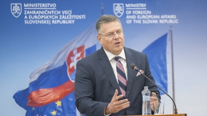 Šefčovič interpreta la ampliación de la UE en 2004 como el fin de la división de Europa