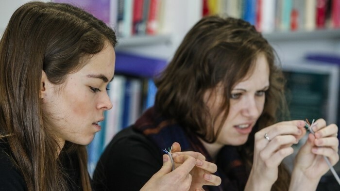 El número de mujeres en el sector tecnológico eslovaco sigue por debajo de la media europea