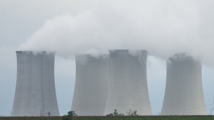 El gobierno debería decidir pronto sobre la construcción de un nuevo bloque nuclear