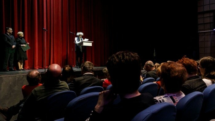 Jubiläumsjahrgang des Festivals Neues Drama eröffnet