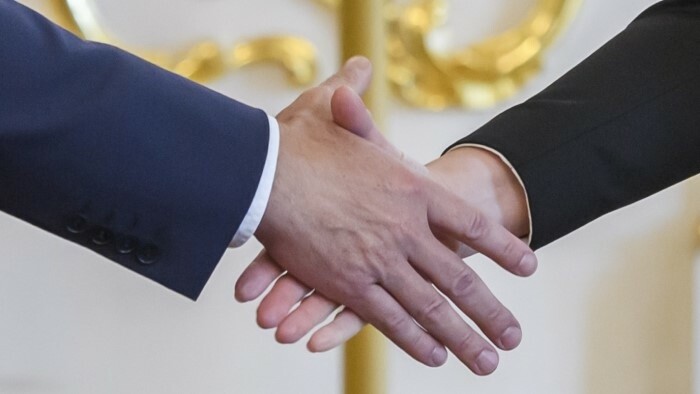 Stretnutie s lídrami strán je na pláne na budúci týždeň