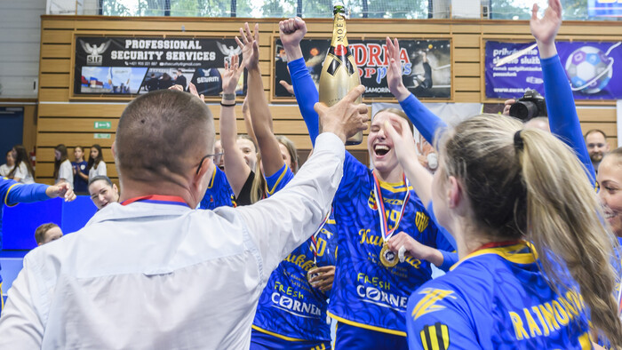 HÁDZANÁ: Hádzanárky DAC zostali na slovenskom tróne