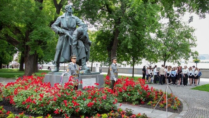 Minister Blanár und bulgarischer Botschafter würdigten bulgarische Helden