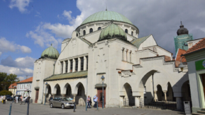 Obnova interiéru v trenčianskej synagóge
