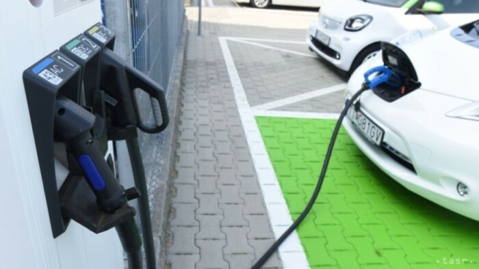 Top charging station for electromobiles open in Bratislava