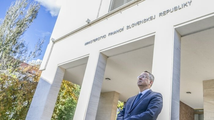 Rezort financií zvýšil výhľad rastu ekonomiky 