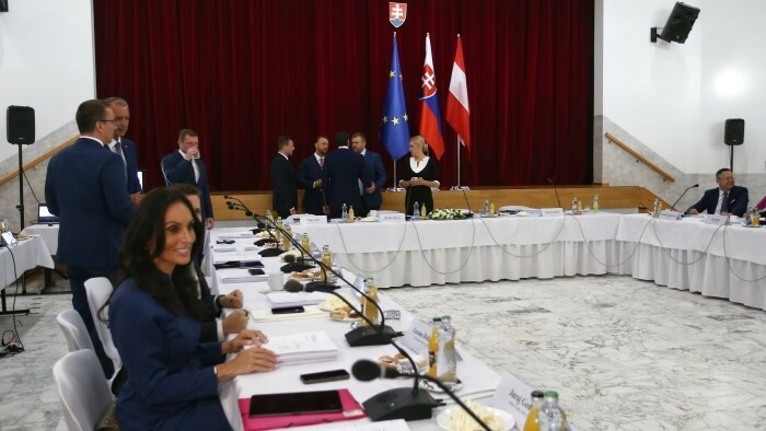 El Gobierno celebra otra reunión descentralizada del gabinete