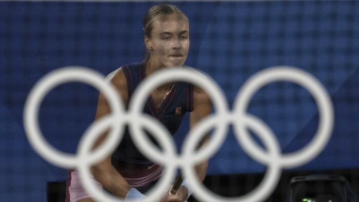 Schmiedlová pierde su primer partido en el torneo olímpico y luchará por la medalla de bronce
