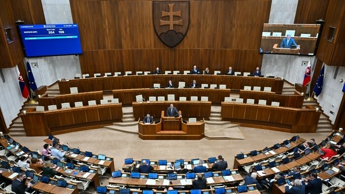 El Tribunal Constitucional cuestiona el procedimiento abreviado de aprobación de la reforma penal